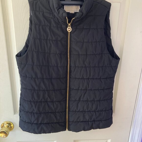 Michael Kors Puffer Vest Black Size Medium Zip Front - Picture 2 of 5